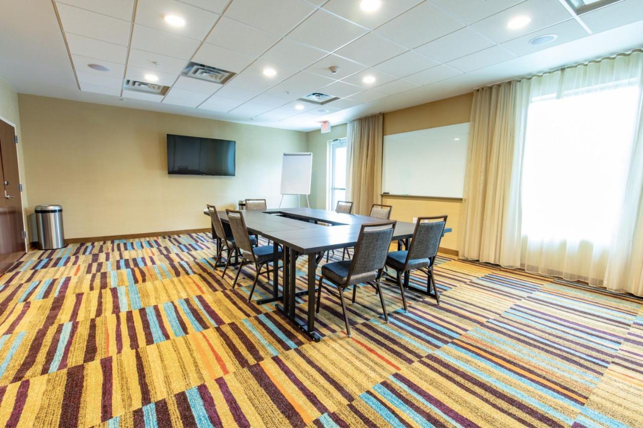Fairfield Inn & Suites By Marriott Atlanta Woodstock Exterior foto
