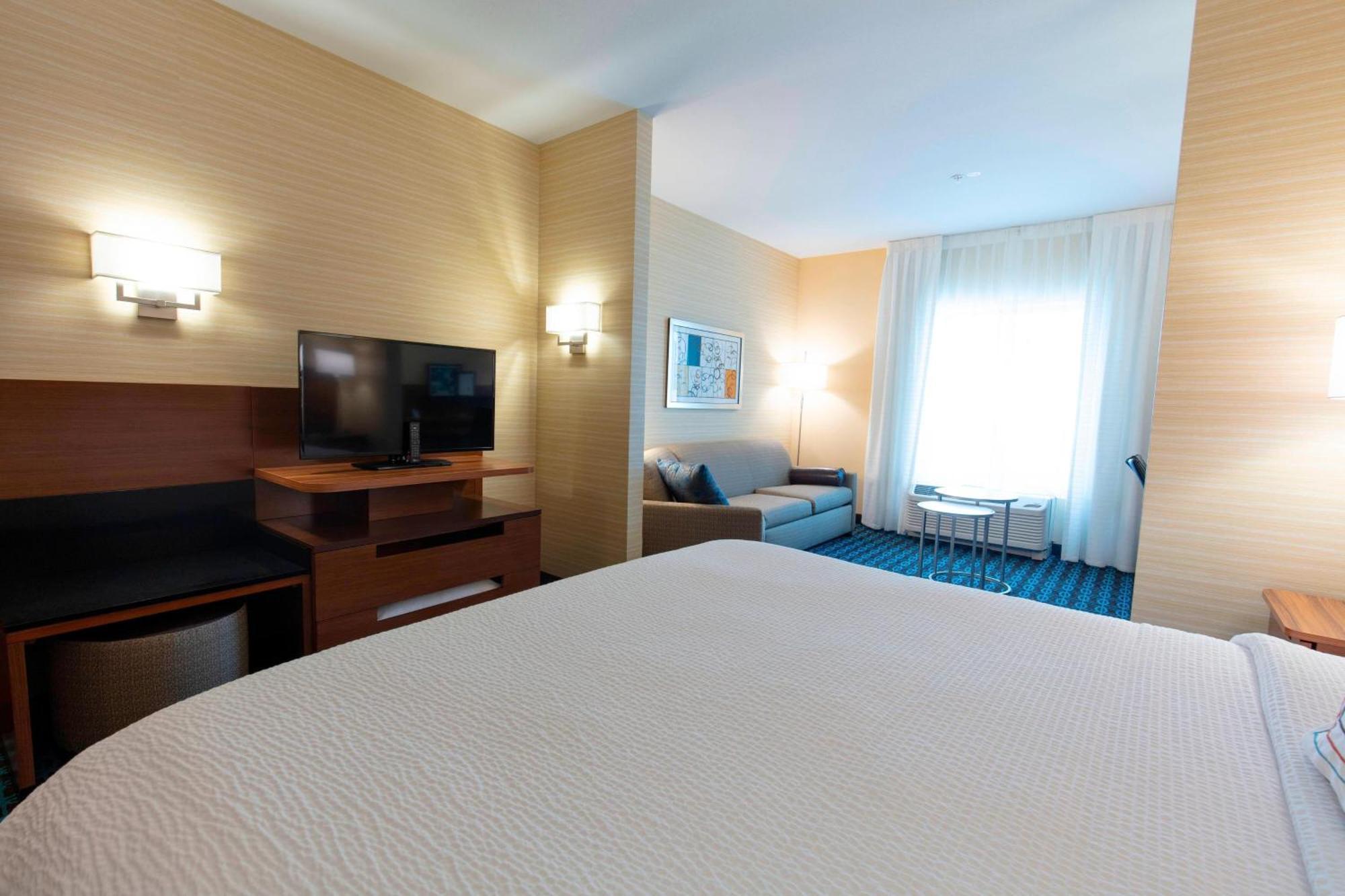 Fairfield Inn & Suites By Marriott Atlanta Woodstock Exterior foto